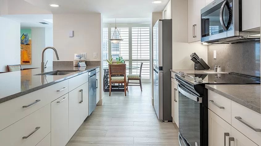 Fully equipped kitchen