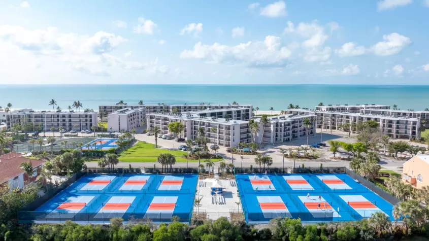 16 Pickleball courts